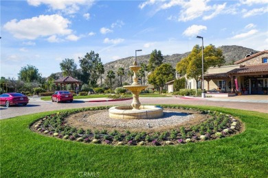 This cozy move-in ready home is just across the away from the on Hemet Golf Club in California - for sale on GolfHomes.com, golf home, golf lot