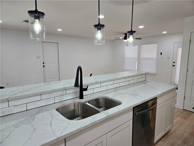Cute 3/2/2 in the coveted Subdivision of Little Bay Shores! on Rockport Country Club in Texas - for sale on GolfHomes.com, golf home, golf lot