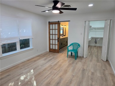 Cute 3/2/2 in the coveted Subdivision of Little Bay Shores! on Rockport Country Club in Texas - for sale on GolfHomes.com, golf home, golf lot