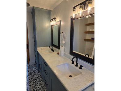 Cute 3/2/2 in the coveted Subdivision of Little Bay Shores! on Rockport Country Club in Texas - for sale on GolfHomes.com, golf home, golf lot