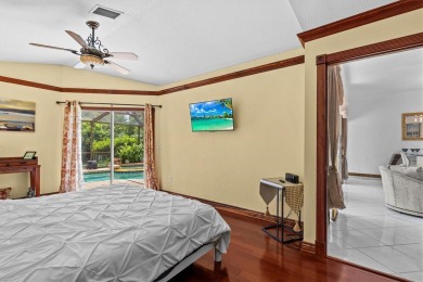 Welcome to your private oasis in the heart of Tarpon Springs! on Tarpon Springs Golf Course in Florida - for sale on GolfHomes.com, golf home, golf lot
