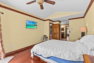Welcome to your private oasis in the heart of Tarpon Springs! on Tarpon Springs Golf Course in Florida - for sale on GolfHomes.com, golf home, golf lot