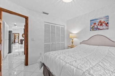 Welcome to your private oasis in the heart of Tarpon Springs! on Tarpon Springs Golf Course in Florida - for sale on GolfHomes.com, golf home, golf lot