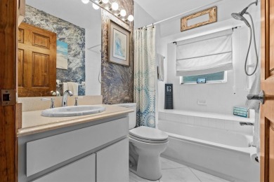 Welcome to your private oasis in the heart of Tarpon Springs! on Tarpon Springs Golf Course in Florida - for sale on GolfHomes.com, golf home, golf lot