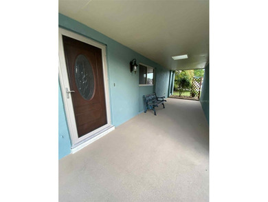 This beautiful, updated, move-in ready Wedgewood Golf Villa is on Tuscawilla Country Club in Florida - for sale on GolfHomes.com, golf home, golf lot