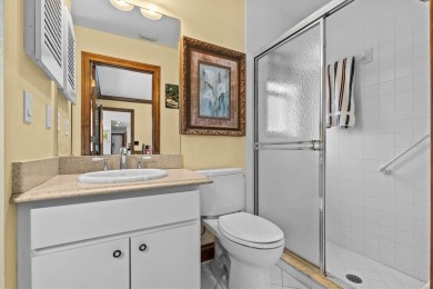 Welcome to your private oasis in the heart of Tarpon Springs! on Tarpon Springs Golf Course in Florida - for sale on GolfHomes.com, golf home, golf lot