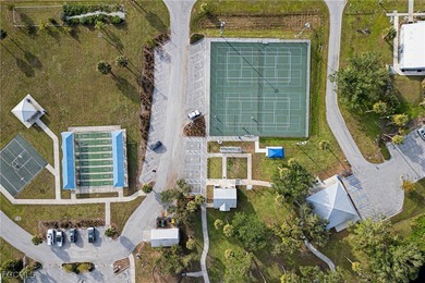 NO HURRICANE OR WATER DAMAGE! PRIVATE BOAT DOCK WITH LIFT. NO on Deep Creek Golf Club in Florida - for sale on GolfHomes.com, golf home, golf lot
