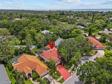 Welcome to your private oasis in the heart of Tarpon Springs! on Tarpon Springs Golf Course in Florida - for sale on GolfHomes.com, golf home, golf lot