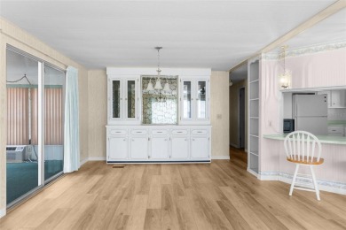 This 2 bedroom 2 bathroom home is located in the High Point Golf on High Point Golf Club, Inc. in Florida - for sale on GolfHomes.com, golf home, golf lot