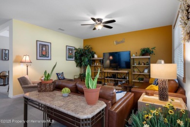 Beautiful Hernando Oaks Golf and Country Club. 2 bedroom plus a on Hernando Oaks Golf and Country Club in Florida - for sale on GolfHomes.com, golf home, golf lot