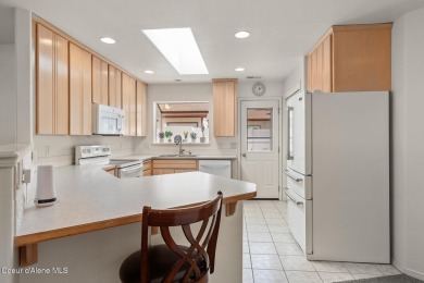Immaculately kept Twin Lakes Village home in a tranquil golf on Twin Lakes Village Golf Course in Idaho - for sale on GolfHomes.com, golf home, golf lot