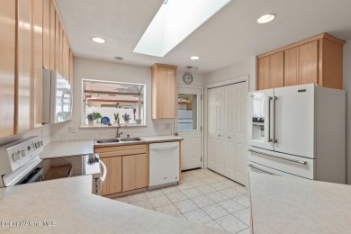 Immaculately kept Twin Lakes Village home in a tranquil golf on Twin Lakes Village Golf Course in Idaho - for sale on GolfHomes.com, golf home, golf lot