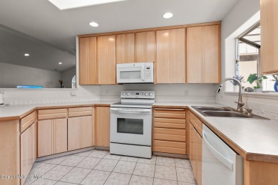 Immaculately kept Twin Lakes Village home in a tranquil golf on Twin Lakes Village Golf Course in Idaho - for sale on GolfHomes.com, golf home, golf lot