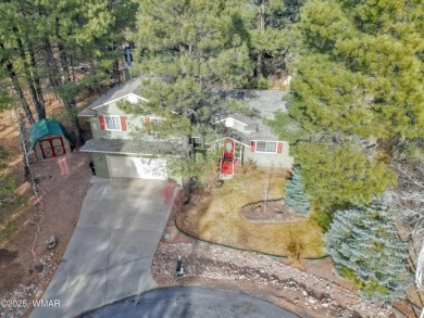 Pinetop Lakes Country club cabin.  Sits on a large cul de sac on Pinetop Lakes Golf and Country Club in Arizona - for sale on GolfHomes.com, golf home, golf lot