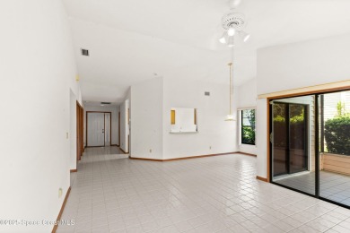 Townhome in Prime Suntree location, Priced to sell!
Welcome on Suntree Country Club in Florida - for sale on GolfHomes.com, golf home, golf lot