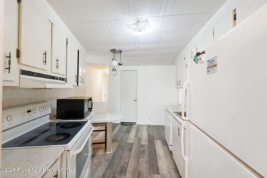 Welcome to High Point! This charming 2-bedroom, 2-bath on High Point Golf Club, Inc. in Florida - for sale on GolfHomes.com, golf home, golf lot