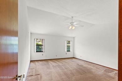 Townhome in Prime Suntree location, Priced to sell!
Welcome on Suntree Country Club in Florida - for sale on GolfHomes.com, golf home, golf lot