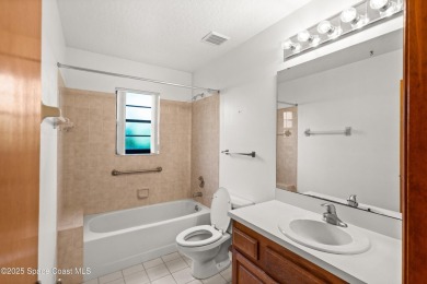 Townhome in Prime Suntree location, Priced to sell!
Welcome on Suntree Country Club in Florida - for sale on GolfHomes.com, golf home, golf lot