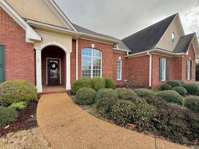 Impeccable 4 bedroom, 3 bath home located at the Big Oaks Golf on Big Oaks Golf Club in Mississippi - for sale on GolfHomes.com, golf home, golf lot