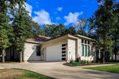 Priced below assessed value. Enjoy resort style living every day on Pinnacle Golf and Boat Club in Texas - for sale on GolfHomes.com, golf home, golf lot