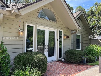 Immaculate 3BR/2BA single-story home in The Headlands, Hilton on Bear Creek Golf Course and Club in South Carolina - for sale on GolfHomes.com, golf home, golf lot