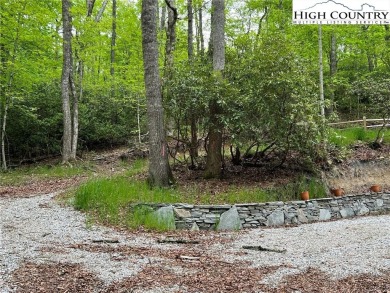 Located in Linville Land Harbor off Laurel Hills Road. This one on Land Harbor Golf Course in North Carolina - for sale on GolfHomes.com, golf home, golf lot