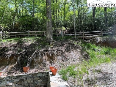 Located in Linville Land Harbor off Laurel Hills Road. This one on Land Harbor Golf Course in North Carolina - for sale on GolfHomes.com, golf home, golf lot