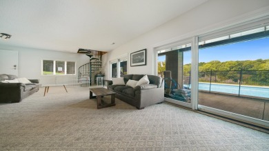 Stunning Ranch Home on Silver Ridge Golf Course! Enjoy resort on Silver Ridge Golf Course in Illinois - for sale on GolfHomes.com, golf home, golf lot
