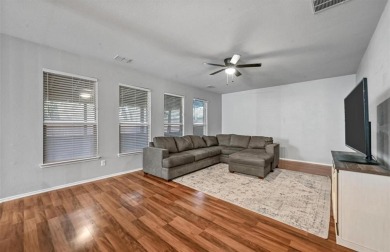 Back on the Market! Ideal for first time home buyers or on Oak Hollow Golf Course in Texas - for sale on GolfHomes.com, golf home, golf lot