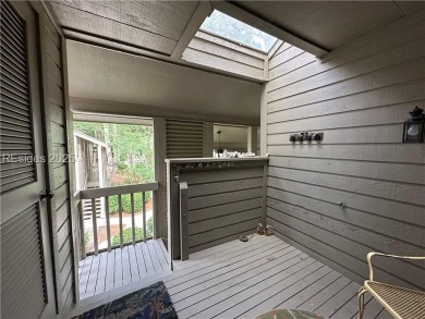 Airy and Bright with High Ceilings- 2 Bed/2 Bath 2nd-floor on Palmetto Dunes Golf Course and Resort in South Carolina - for sale on GolfHomes.com, golf home, golf lot