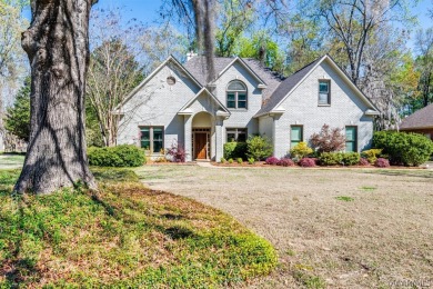 Stunning Eastern Forest home on a gorgeous heavily wooded lot on Wynlakes Golf and Country Club in Alabama - for sale on GolfHomes.com, golf home, golf lot