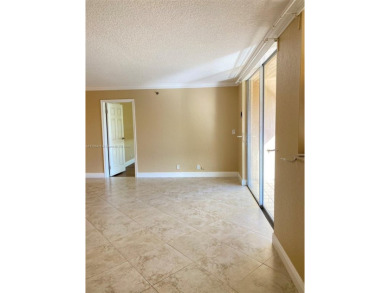 Amazing 2/2 on the 4th Floor unit, overlooking the lake & golf on Grande Oaks Golf Club in Florida - for sale on GolfHomes.com, golf home, golf lot