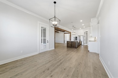 Better than new, in Augusta Estates! Featuring 3BR 2.5BA, office on Rolling Hills Country Club Inc in Arkansas - for sale on GolfHomes.com, golf home, golf lot