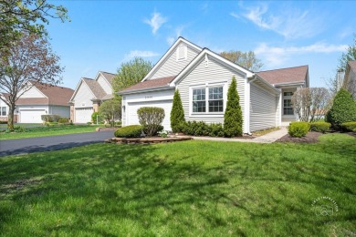 Move-in ready and a quick closing is possible for this spotless on The Links at Carillon in Illinois - for sale on GolfHomes.com, golf home, golf lot