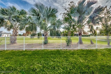 Major Price Improvement! *** BRING YOUR OFFER! *** This spacious on Burnt Store Golf Club in Florida - for sale on GolfHomes.com, golf home, golf lot