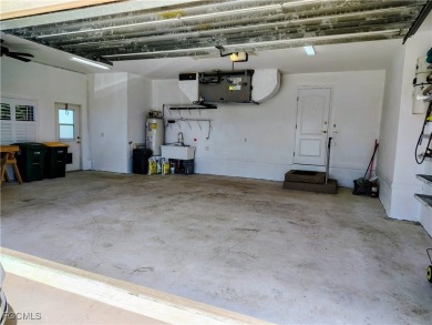 $75,000 PRICE IMPROVEMENT. Offered well under appraised value on Burnt Store Golf Club in Florida - for sale on GolfHomes.com, golf home, golf lot