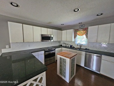 Wonderful location! Located in the Northgreen Golf Course on Northgreen Country Club in North Carolina - for sale on GolfHomes.com, golf home, golf lot