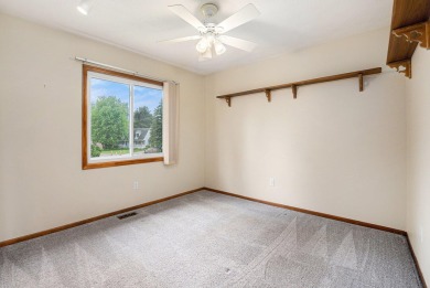 If you've been waiting for an ideal ranch to become available in on The Fountains Golf Club in Michigan - for sale on GolfHomes.com, golf home, golf lot