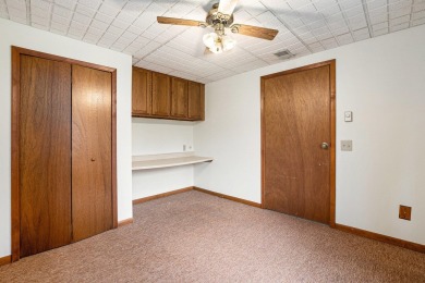 If you've been waiting for an ideal ranch to become available in on The Fountains Golf Club in Michigan - for sale on GolfHomes.com, golf home, golf lot
