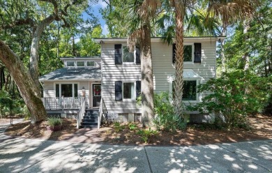 Nestled on the highly sought-after Kiawah Island, this 4-bedroom on Kiawah Island Resort - Cougar Point in South Carolina - for sale on GolfHomes.com, golf home, golf lot