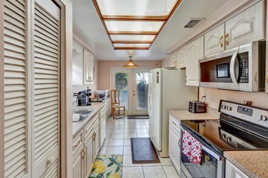 Highly desirable corner End unit Villa townhome in the sought on Bardmoor Golf and Tennis Club in Florida - for sale on GolfHomes.com, golf home, golf lot