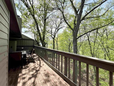 Welcome to this well maintained 2-bedroom, 2-bath condo located on The Eagle Pointe Golf Resort in Indiana - for sale on GolfHomes.com, golf home, golf lot