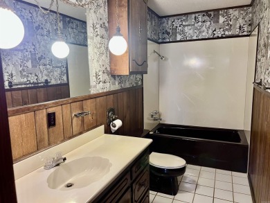 Don't miss out on this amazing home located at the Bald Knob on Bald Knob Country Club in Arkansas - for sale on GolfHomes.com, golf home, golf lot
