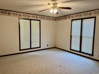 Don't miss out on this amazing home located at the Bald Knob on Bald Knob Country Club in Arkansas - for sale on GolfHomes.com, golf home, golf lot