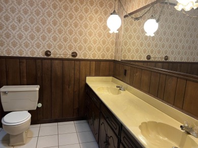 Don't miss out on this amazing home located at the Bald Knob on Bald Knob Country Club in Arkansas - for sale on GolfHomes.com, golf home, golf lot