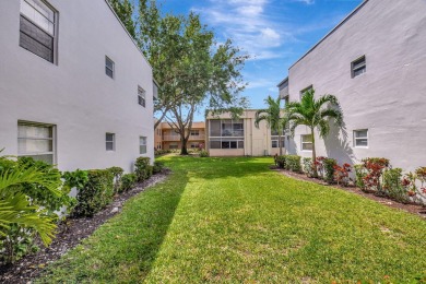 Charming 2-Bedroom Condo in Delray Beach! This beautifully on Kings Point Golf -Flanders Way in Florida - for sale on GolfHomes.com, golf home, golf lot