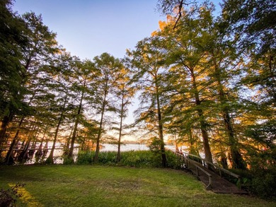 This 2 bedroom, 1 bath camp is located across from Lake Bruin on Lake Bruin Golf and Country Club in Louisiana - for sale on GolfHomes.com, golf home, golf lot