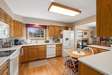 Low Maintenance Living on Southridge Golf Course!This on Southridge Golf Club in Colorado - for sale on GolfHomes.com, golf home, golf lot