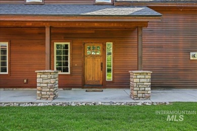 Stunning McCall Condo in Unbeatable Location -Nestled just  1/4 on McCall Municipal Golf Course in Idaho - for sale on GolfHomes.com, golf home, golf lot