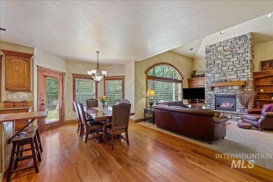 Stunning McCall Condo in Unbeatable Location -Nestled just  1/4 on McCall Municipal Golf Course in Idaho - for sale on GolfHomes.com, golf home, golf lot